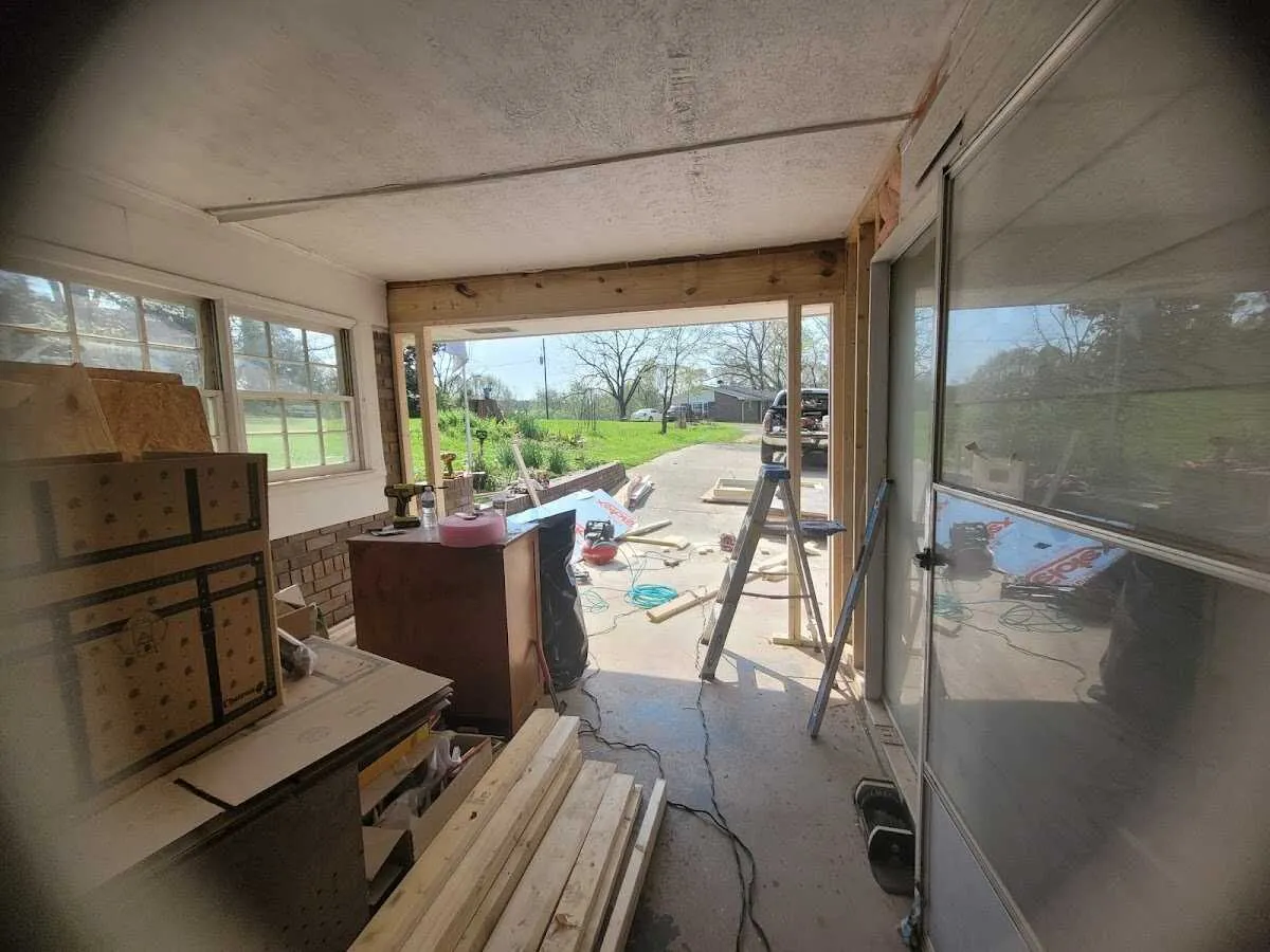 Air movers and dehumidifier for Water Mitigation Services in Grandview